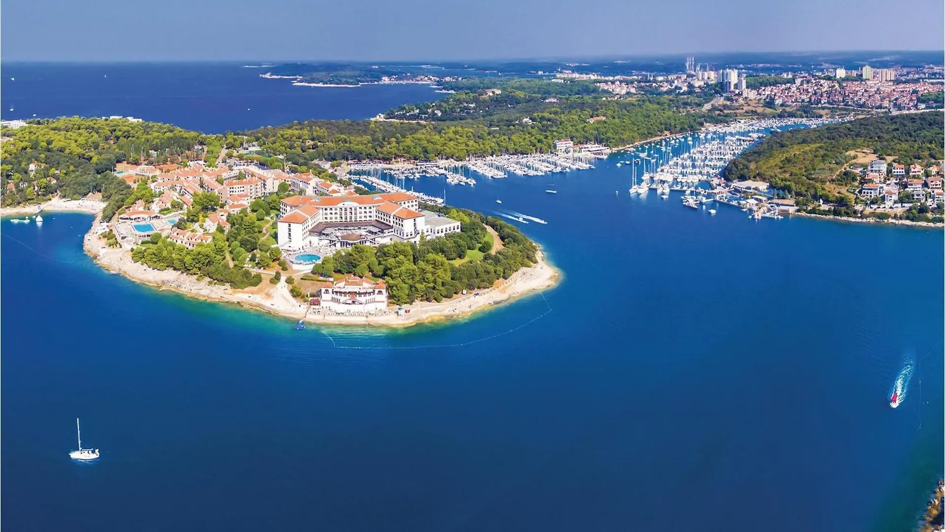 2 Bedroom Gorgeous Apartment In Pula Croatia