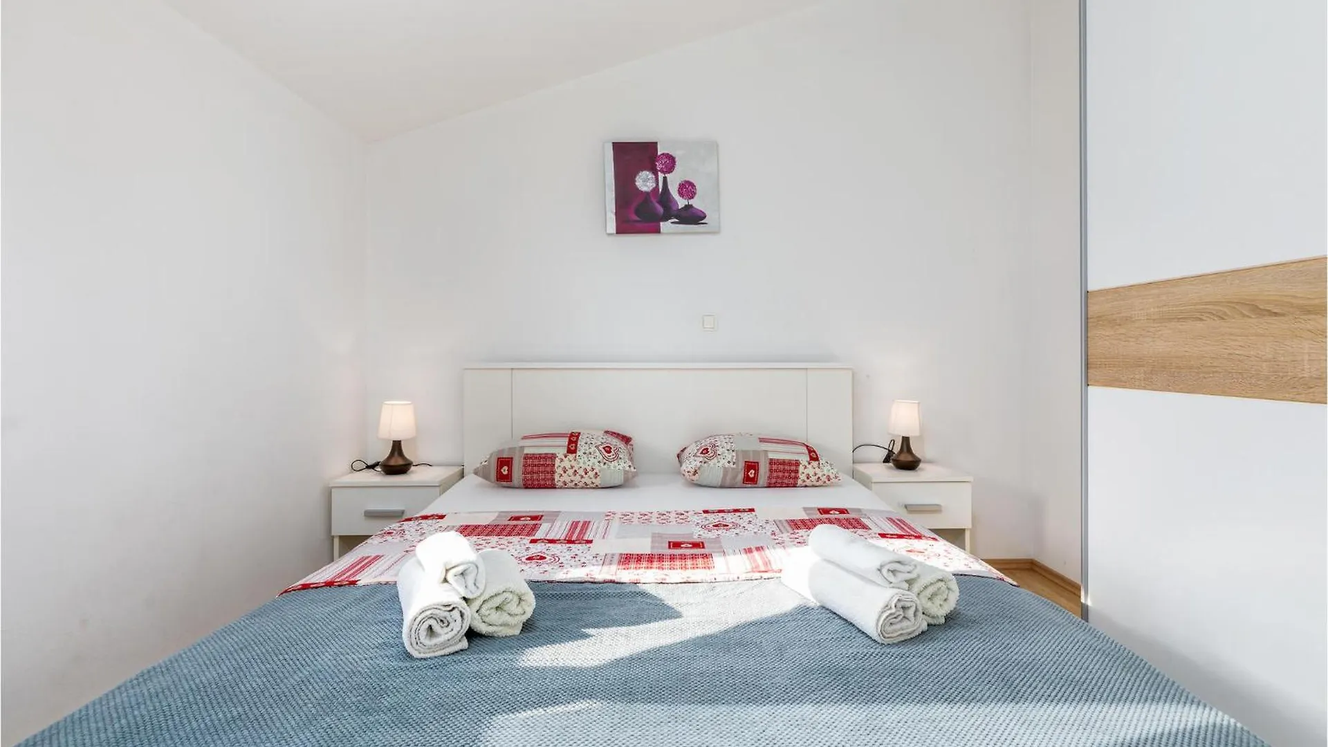 2 Bedroom Gorgeous Apartment In Pula