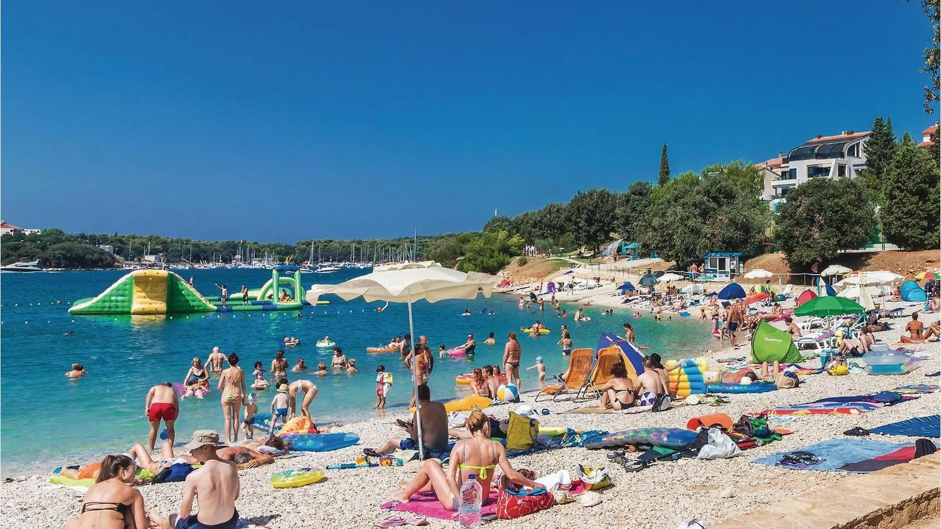 2 Bedroom Gorgeous Apartment In Pula